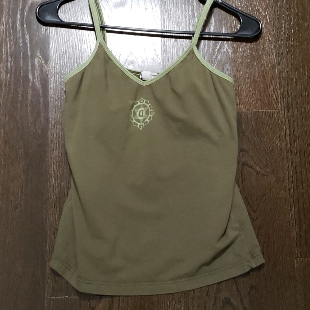 womens yoga top